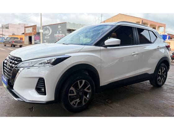 NISSAN KICKS 1.6 16V FLEXSTART SENSE XTRONIC NISSAN KICKS 1.6 16V FLEXSTART SENSE XTRONIC